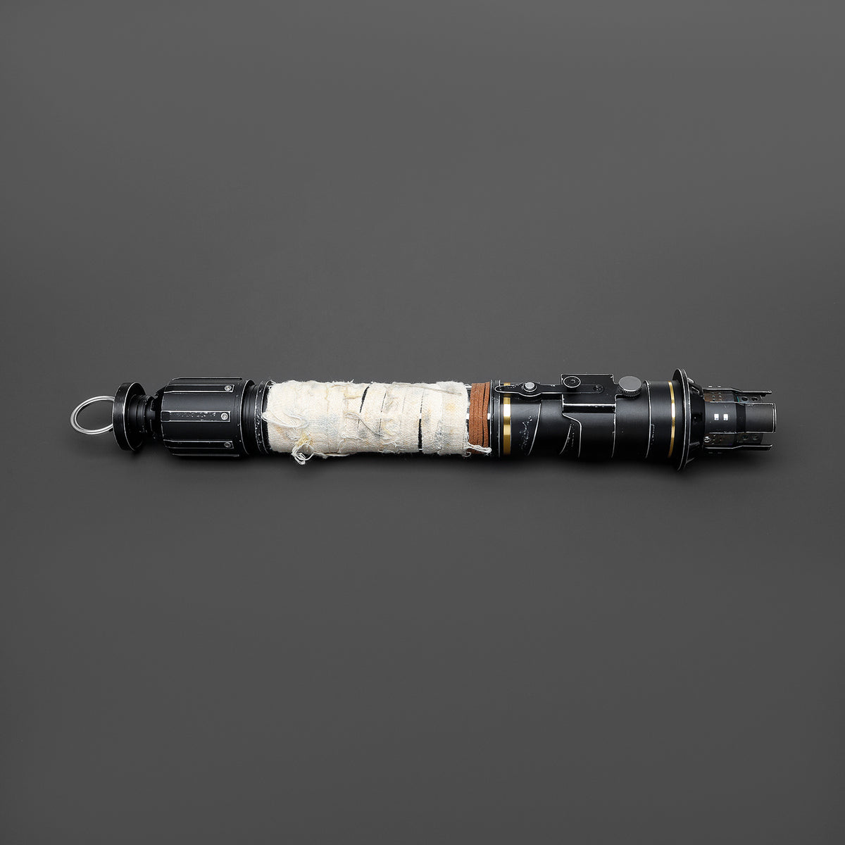Astrasabers™ Cera Junda V2 Replica Lightsaber